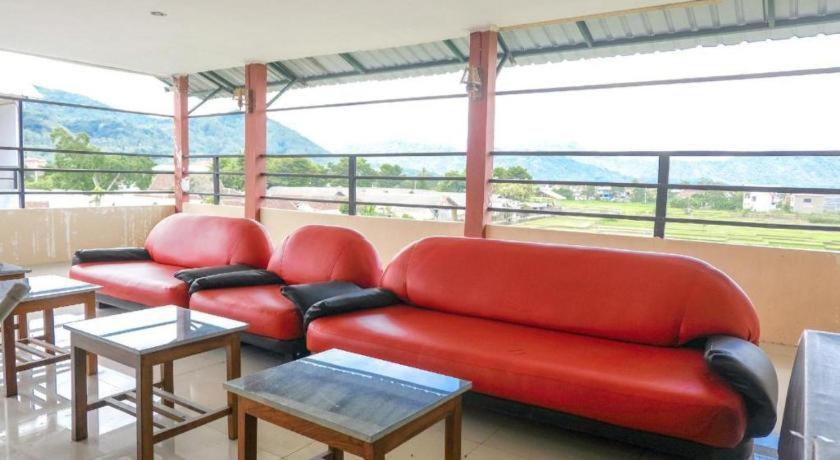 Hotel Oyo 2966 Atriaz 2*